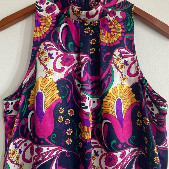 Vintage Floral and Paisley Print Sleeveless Mock Neck Silky Satin Blouse Medium - Picture 2 of 9